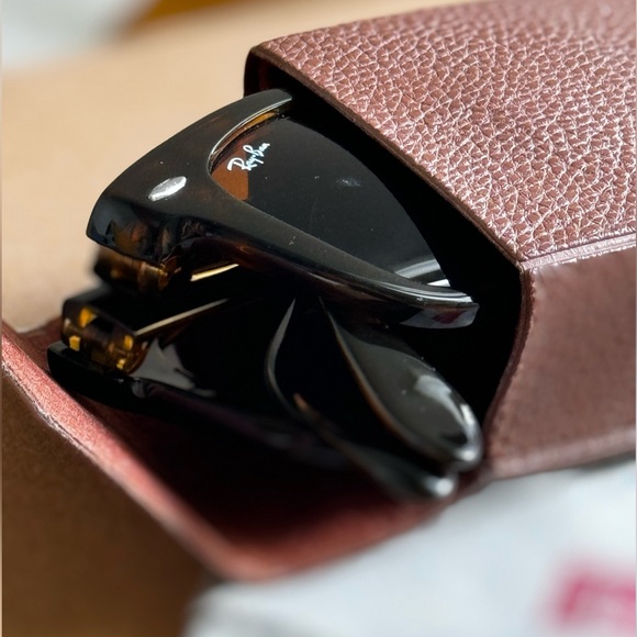 Rayban WAYFARER SUNGLASSES FOLDING CLASSIC
Light Havana Brown Classic G-15 - Picture 9 of 16